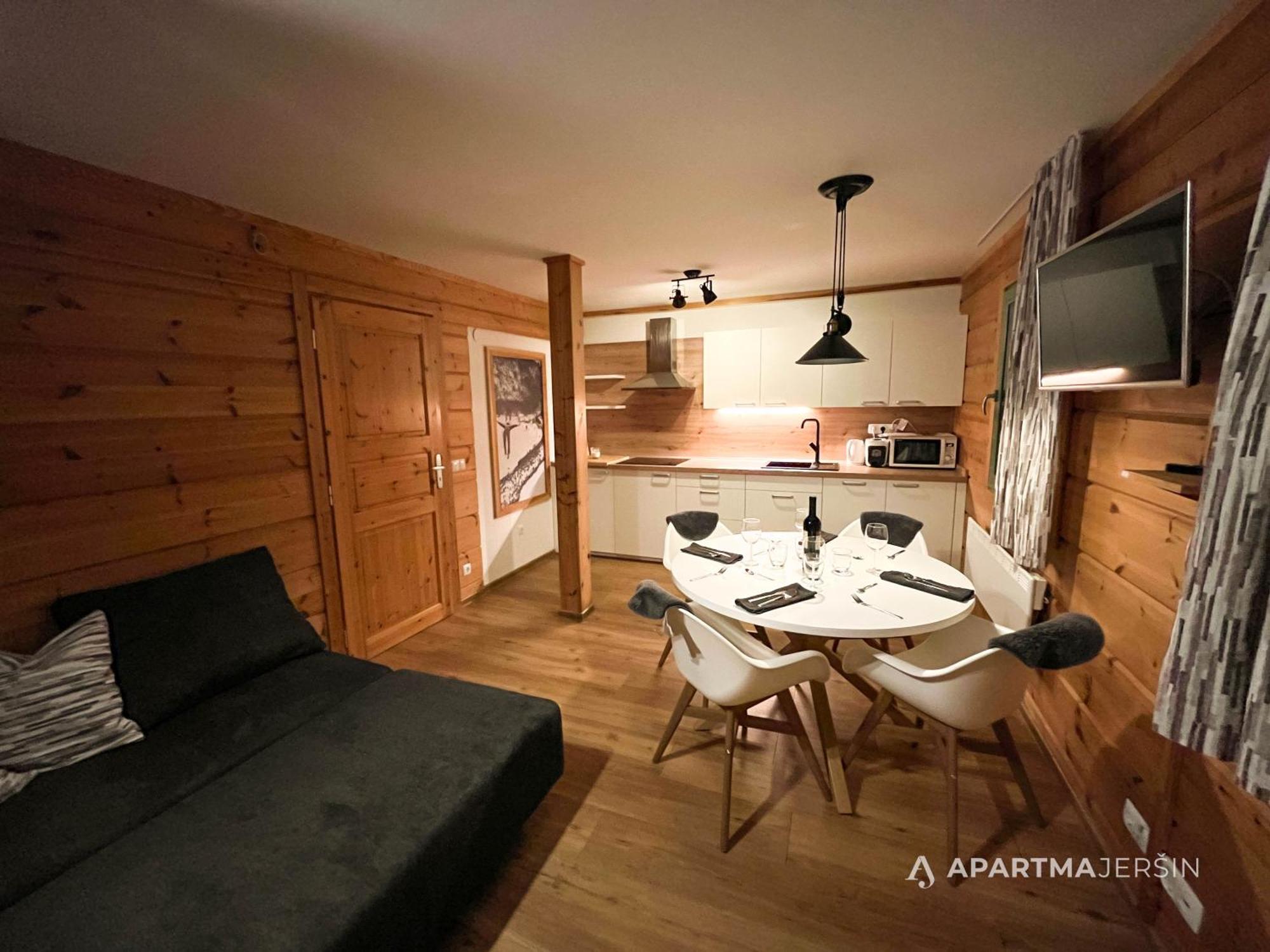 Apartment Jersin Ratece Bagian luar foto